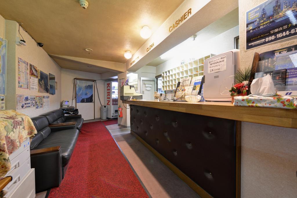 Hotel Million Muroran Екстер'єр фото
